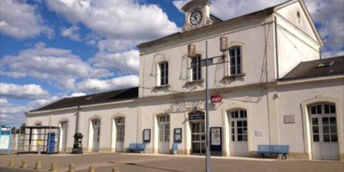 Gare de Chinon